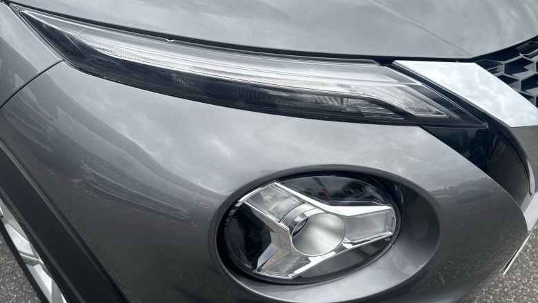 Nissan Juke 1.0 DiG-T 114 N-Connecta 5dr Petrol Hatchback